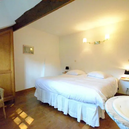 Lovely Cottage In Gesves With Terrace 別荘